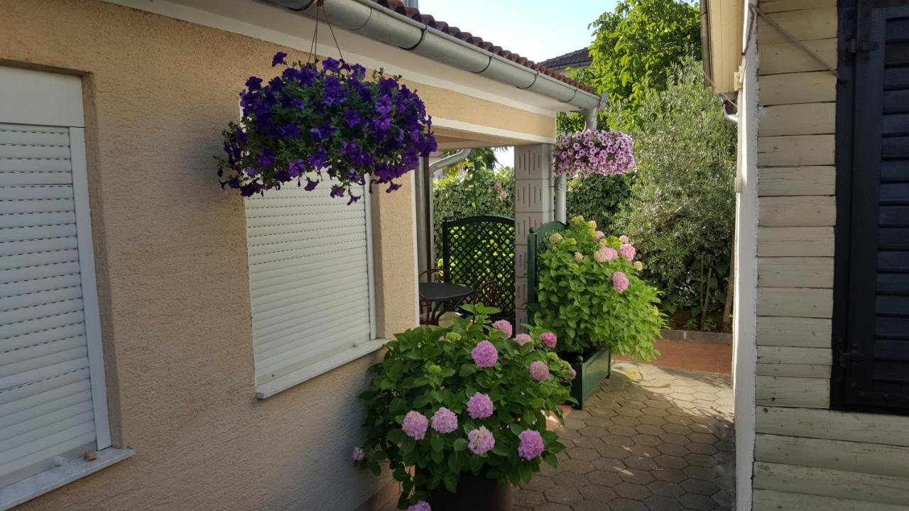 Apartments Zoretic Малинска Екстериор снимка