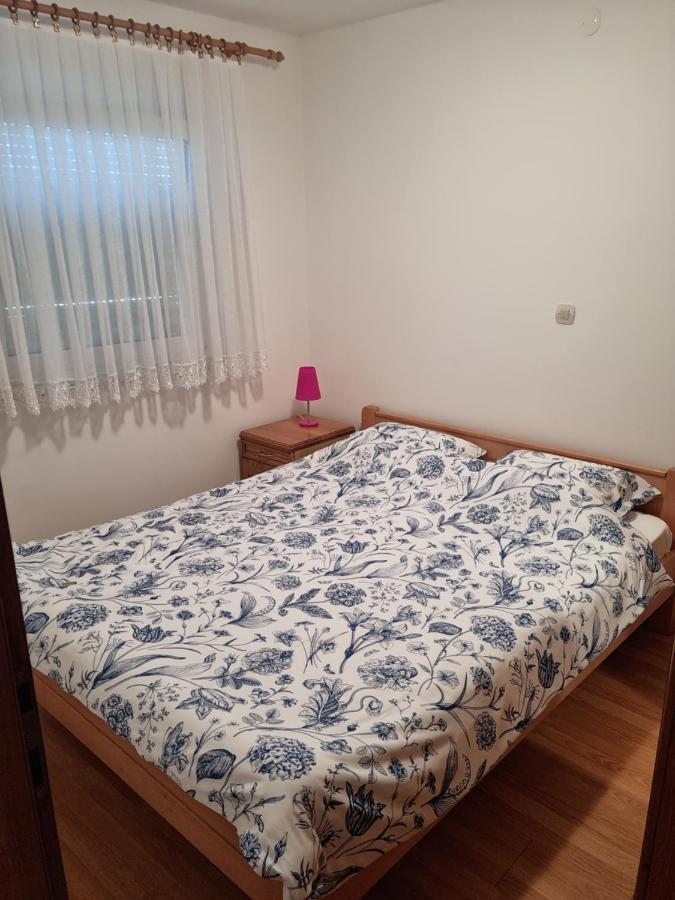 Apartments Zoretic Малинска Екстериор снимка