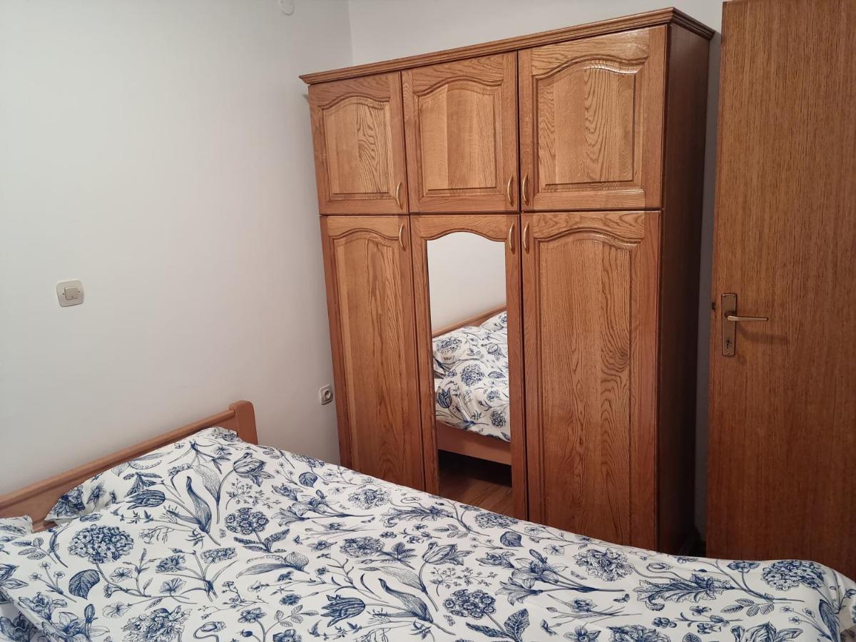Apartments Zoretic Малинска Екстериор снимка