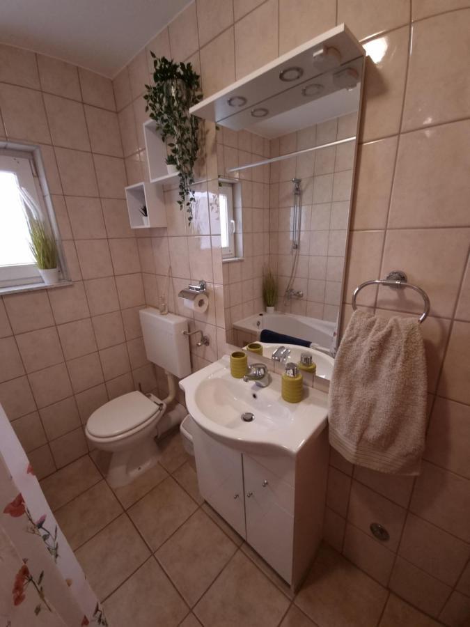 Apartments Zoretic Малинска Екстериор снимка