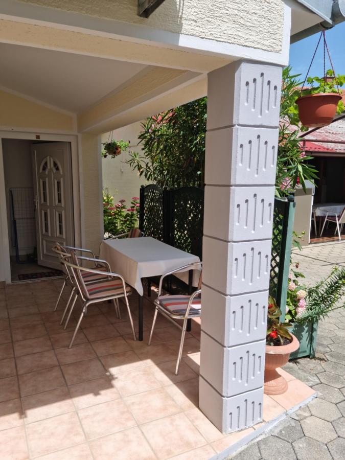 Apartments Zoretic Малинска Екстериор снимка