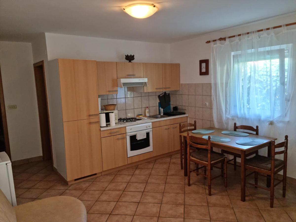 Apartments Zoretic Малинска Екстериор снимка